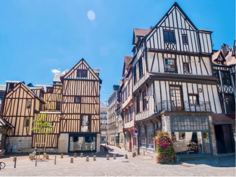 Pourquoi les métiers du patrimoine reviennent en force
